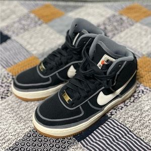 4Y Nike Air Force 1